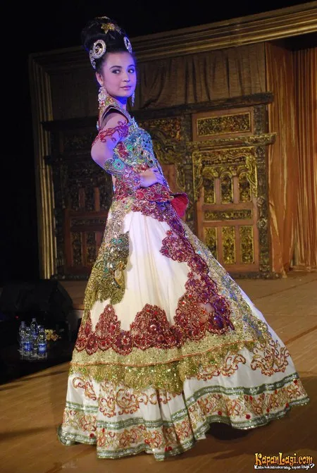 Foto Shireen Sungkar