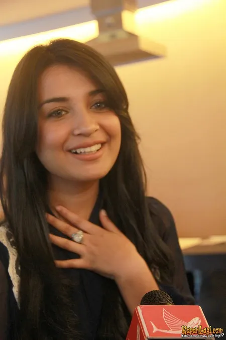 Foto Shireen Sungkar