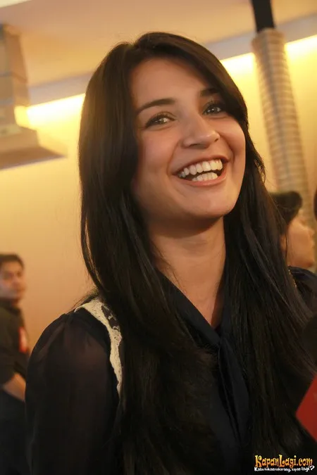 Foto Shireen Sungkar
