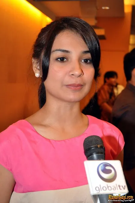 Foto Shireen Sungkar