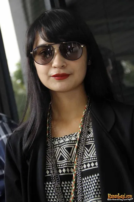 Foto Shireen Sungkar