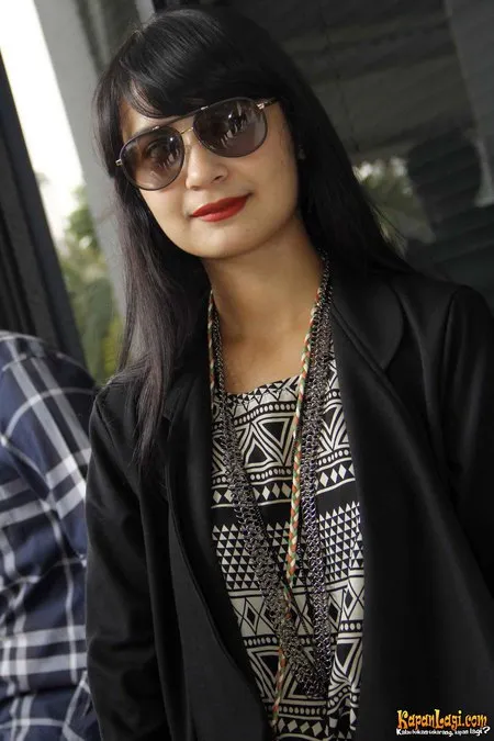 Foto Shireen Sungkar