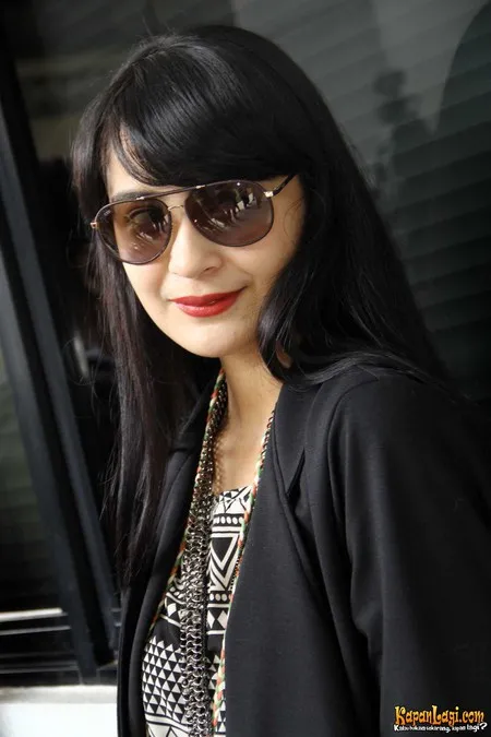 Foto Shireen Sungkar