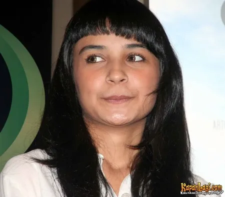 Foto Shireen Sungkar