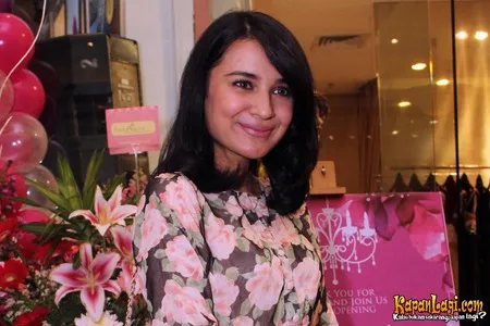 Foto Shireen Sungkar