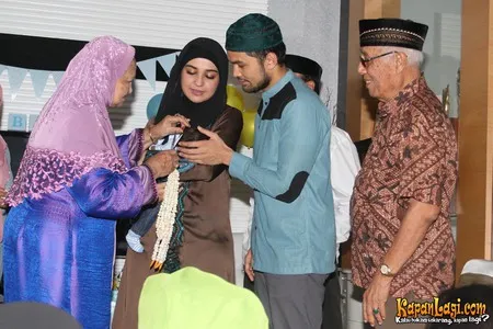 Foto Shireen Sungkar