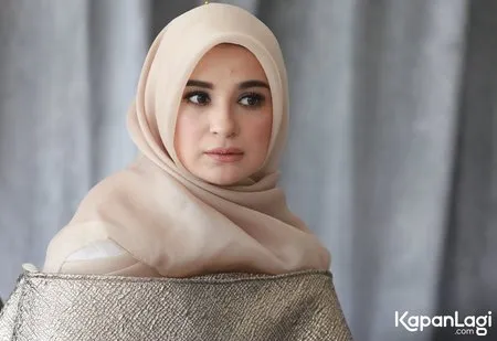 Foto Shireen Sungkar. Nomor Foto: 1966