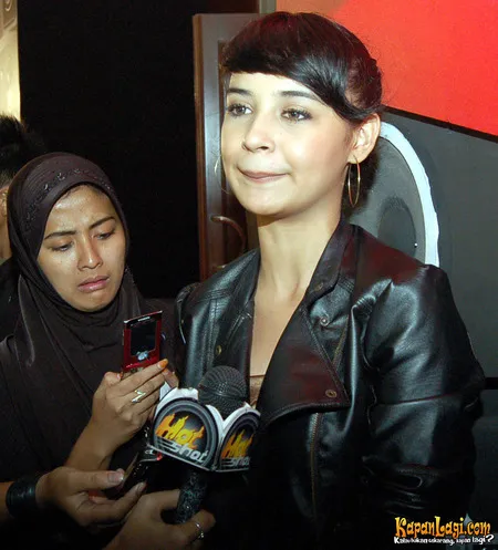 Foto Shireen Sungkar
