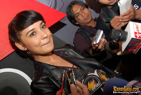 Foto Shireen Sungkar