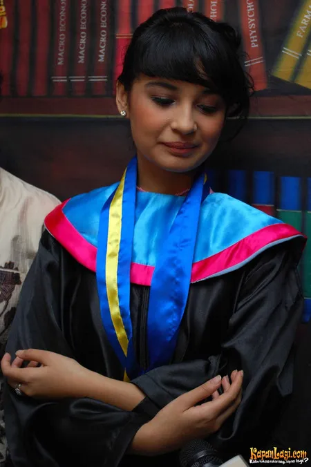 Foto Shireen Sungkar