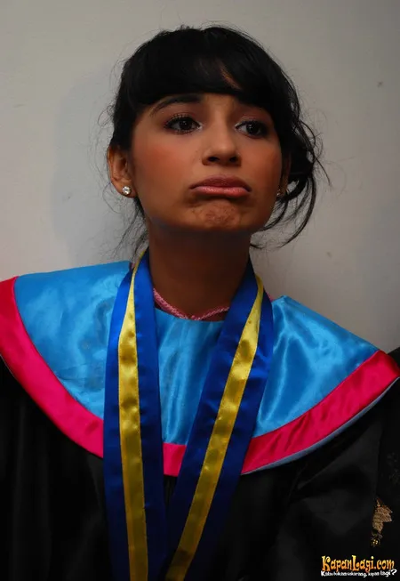 Foto Shireen Sungkar