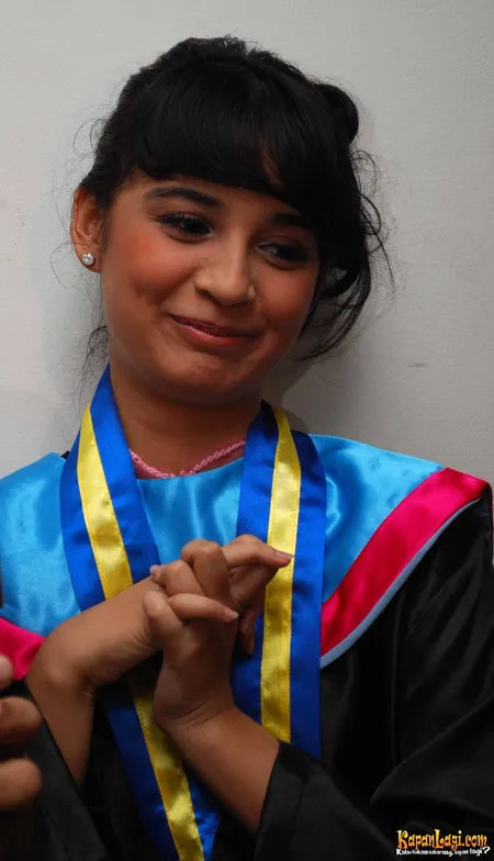 Foto Shireen Sungkar