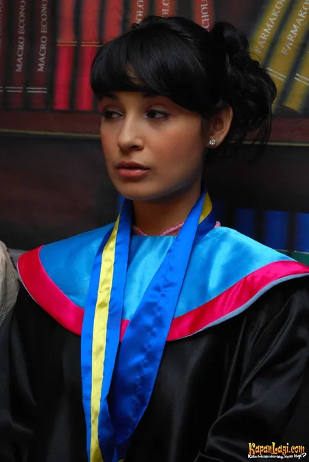 Foto Shireen Sungkar