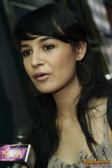 Foto Shireen Sungkar
