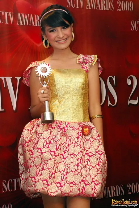 Foto Shireen Sungkar