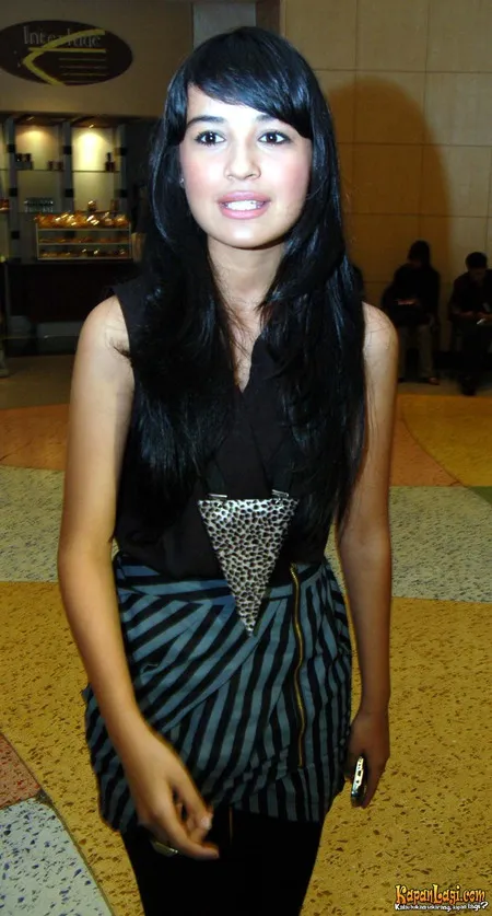 Foto Shireen Sungkar