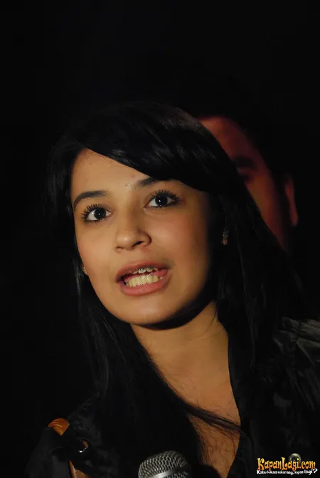 Foto Shireen Sungkar