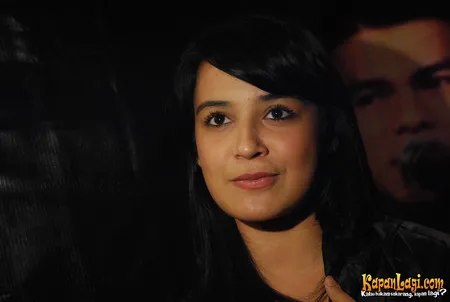 Foto Shireen Sungkar