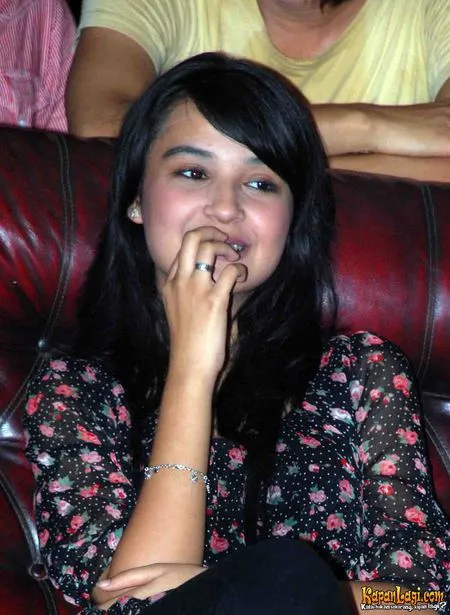 Foto Shireen Sungkar
