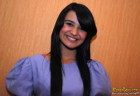 Foto Shireen Sungkar