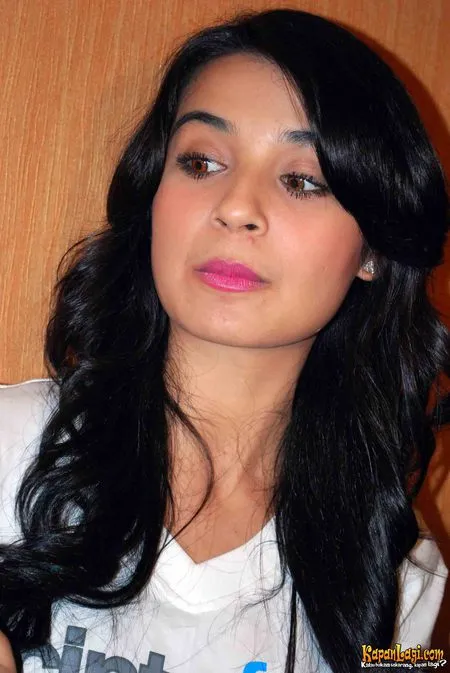 Foto Shireen Sungkar