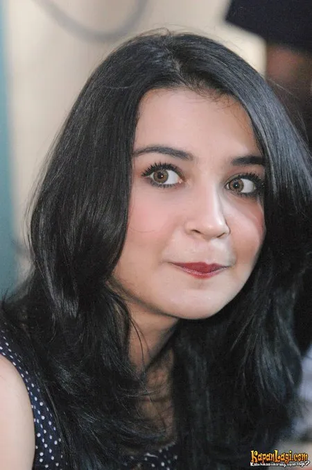 Foto Shireen Sungkar