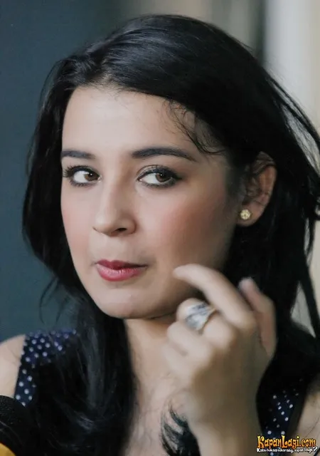 Foto Shireen Sungkar