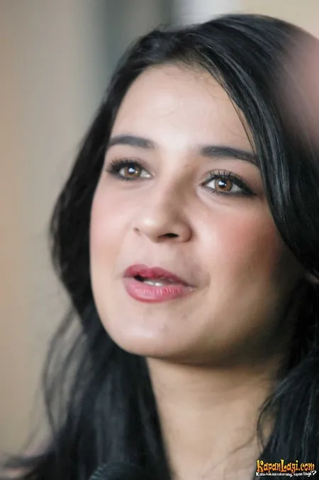 Foto Shireen Sungkar