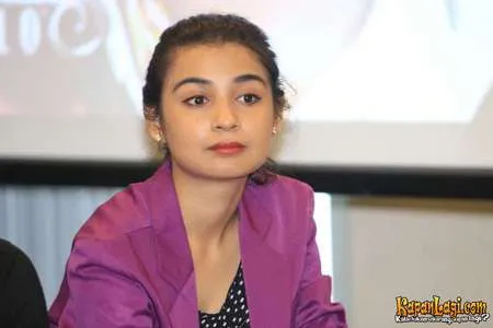 Foto Shireen Sungkar