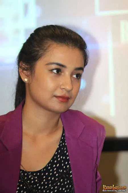 Foto Shireen Sungkar
