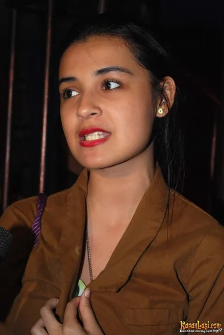 Foto Shireen Sungkar