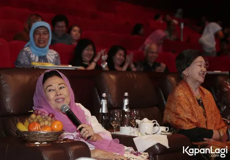 Foto Sinta Nuriyah Wahid