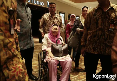 Foto Sinta Nuriyah Wahid