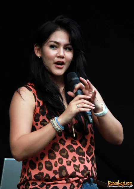 Foto Sissy Prescillia