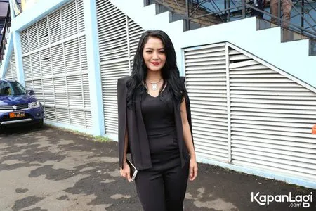 Foto Siti Badriah