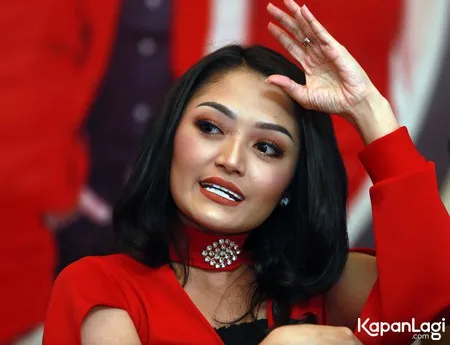 Foto Siti Badriah