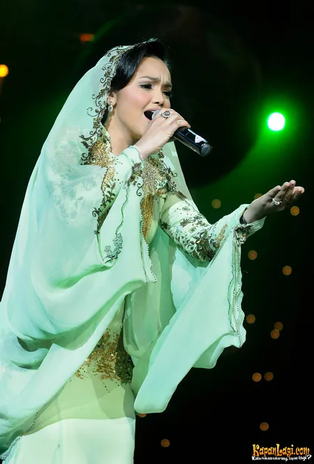 Foto Siti Nurhaliza