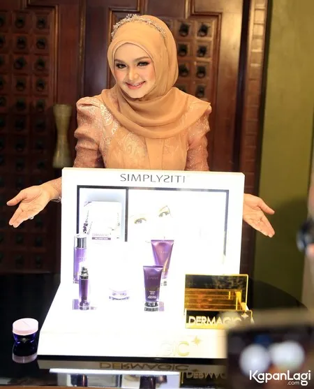 Foto Siti Nurhaliza