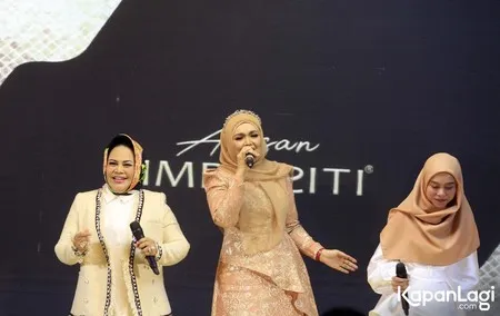 Foto Siti Nurhaliza