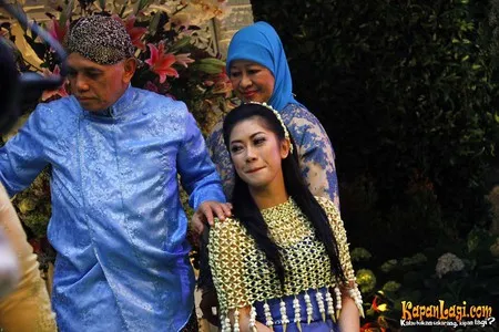 Foto Siti Rubi Aliya Rajasa