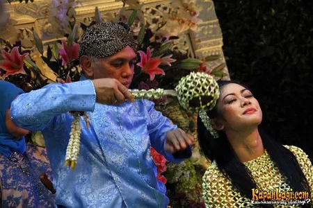 Foto Siti Rubi Aliya Rajasa