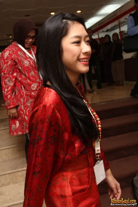 Foto Siti Rubi Aliya Rajasa