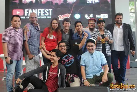 Foto Skinny Indonesian 24