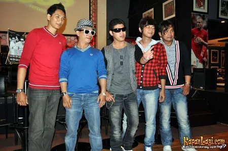 Foto Slima Band