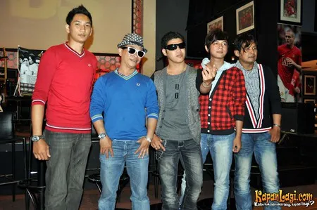 Foto Slima Band