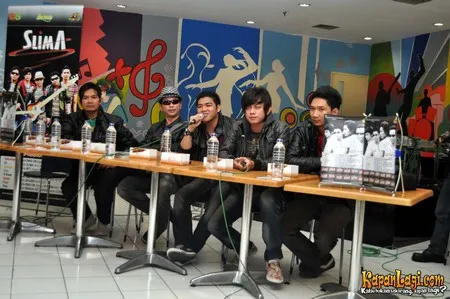 Foto Slima Band