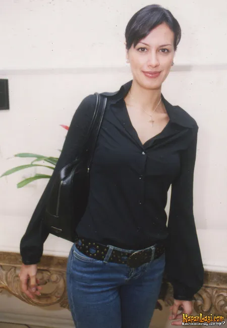 Foto Sophia Latjuba