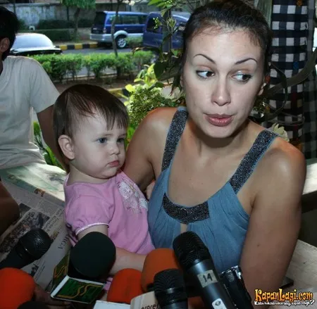 Foto Sophia Latjuba