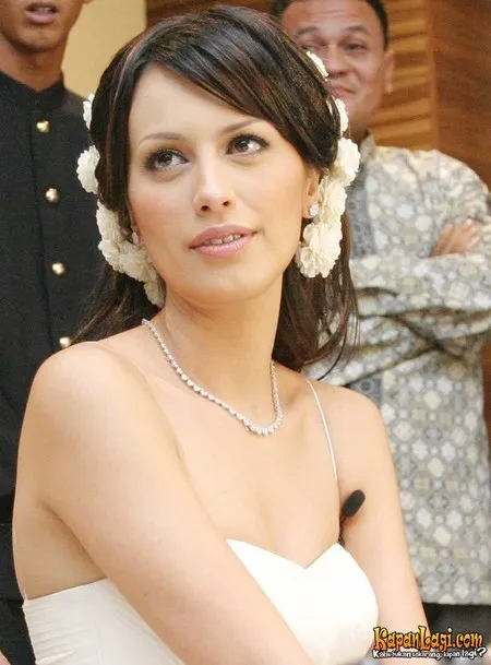 Foto Sophia Latjuba
