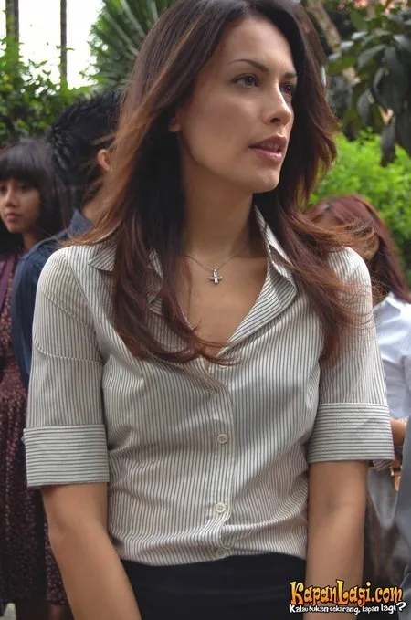 Foto Sophia Latjuba